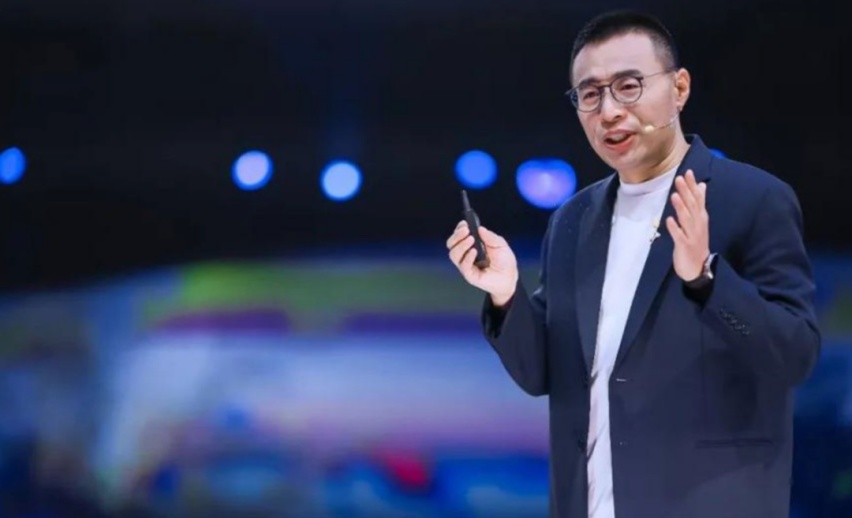 为什么说极狐汽车考拉是亲子出行新品类？