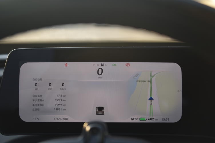 动力续航上能与特斯拉Model 3比肩的车型——小鹏P7