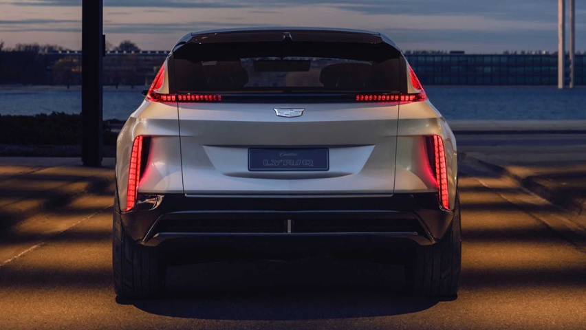 2023-cadillac-lyriq-rear.jpg