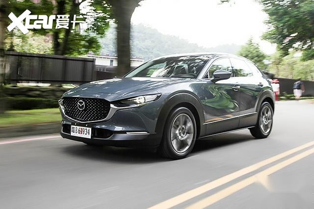 当昂克赛拉变身SUV，抢先试驾马自达CX-30
