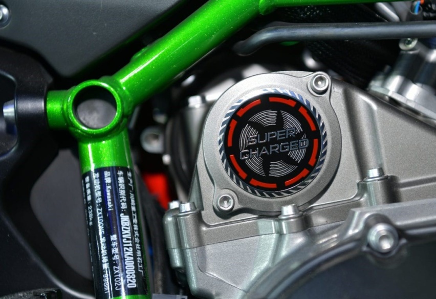 川崎ZX10RSE售28.9万 H2Carbon售42.4万