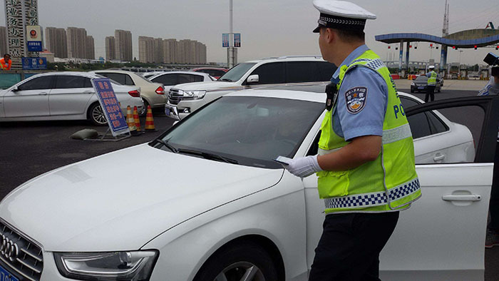 交警如何查车？记住几点，交警会“懒得理你”抚州新能源汽车！