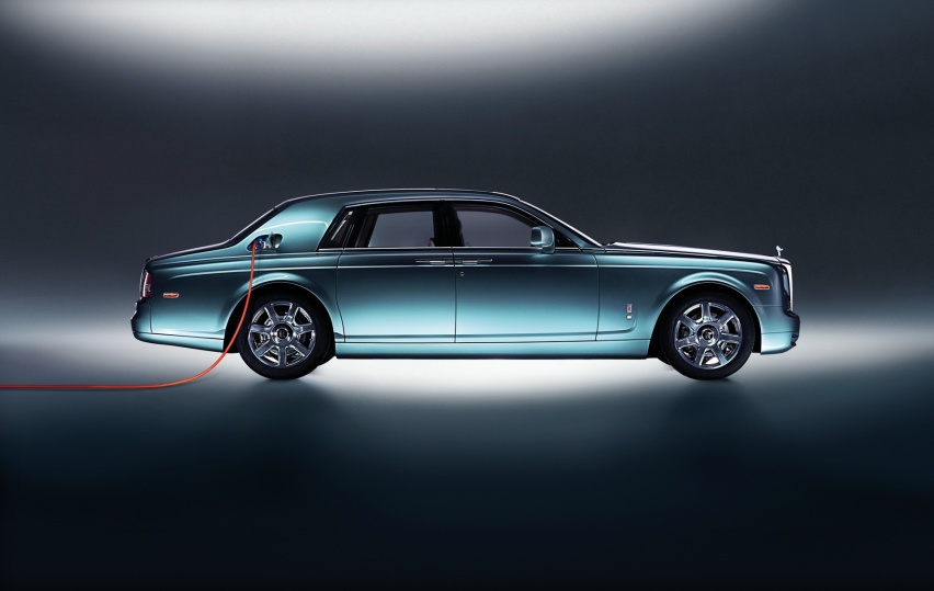 2011-rolls-royce-electric-102ex-concept-3.jpg