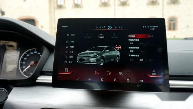 充电90分钟续航421km！抢先静态体验比亚迪全新秦EV
