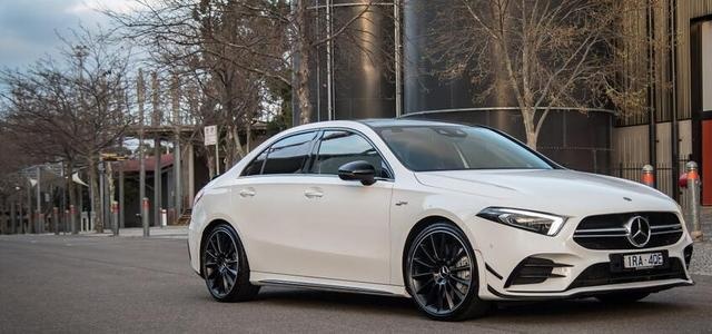 瑕不掩瑜，2020款奔驰AMG A 35助你出行