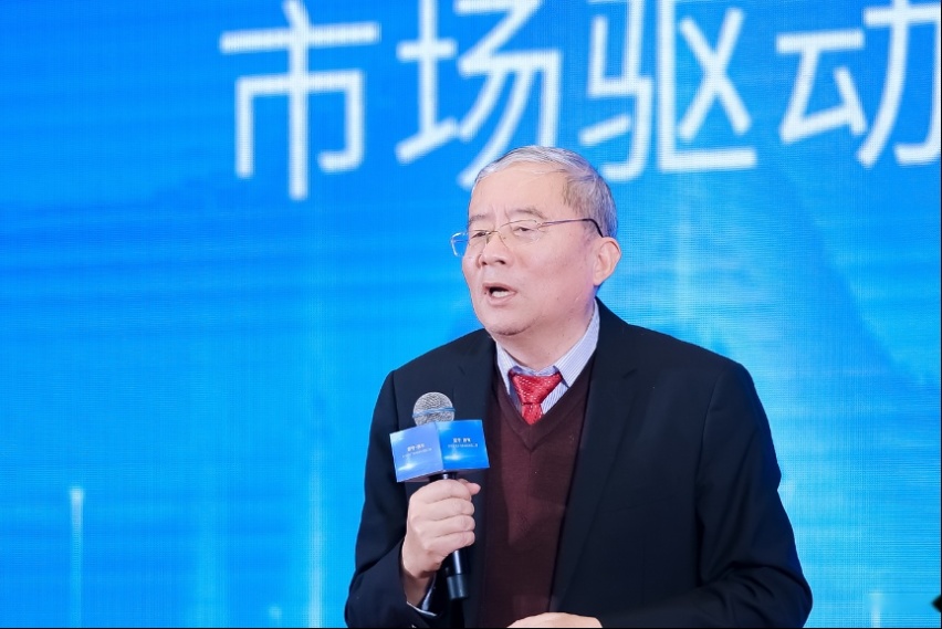 “市场驱动下的电动化转型之路”汽车动力技术高峰论坛隆重举行