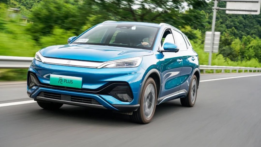 比亚迪首款15万纯电SUV，开着行吗？