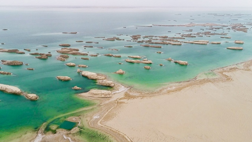 坦克300环青海长测Day6：打卡最美双色湖 这样的景色令人流连忘返！