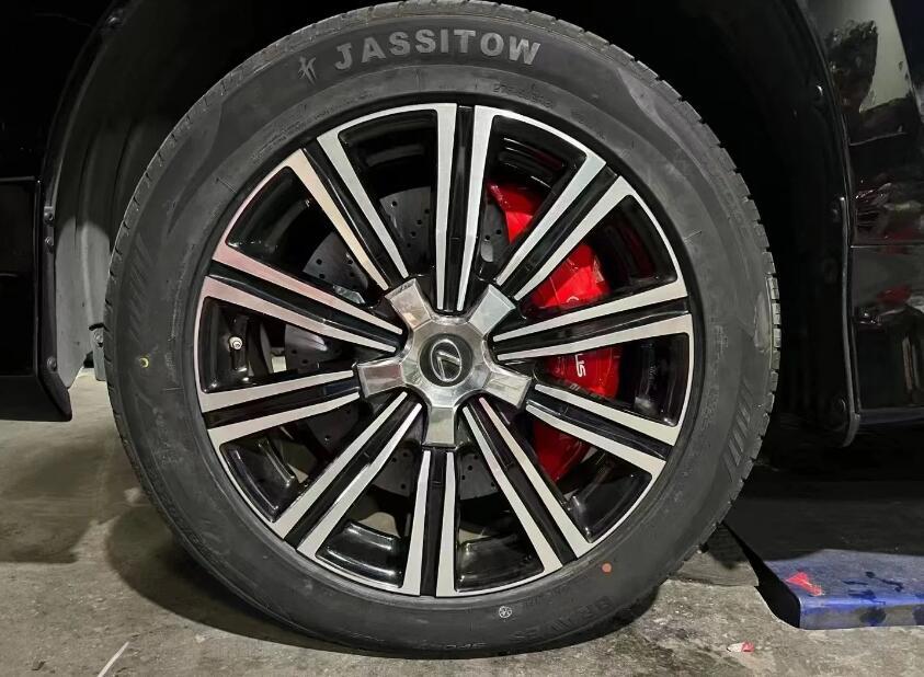 雷克萨斯lx570升级改装刹车前10活塞后4活塞分享彻底解决刹车不好用