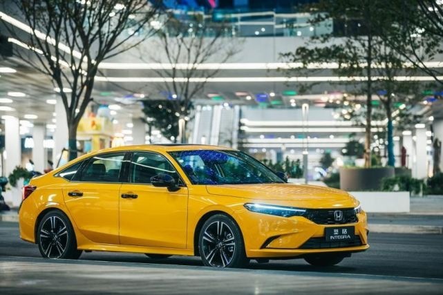 5月销量7588辆，为什么说型格才是A+级运动轿车王者？