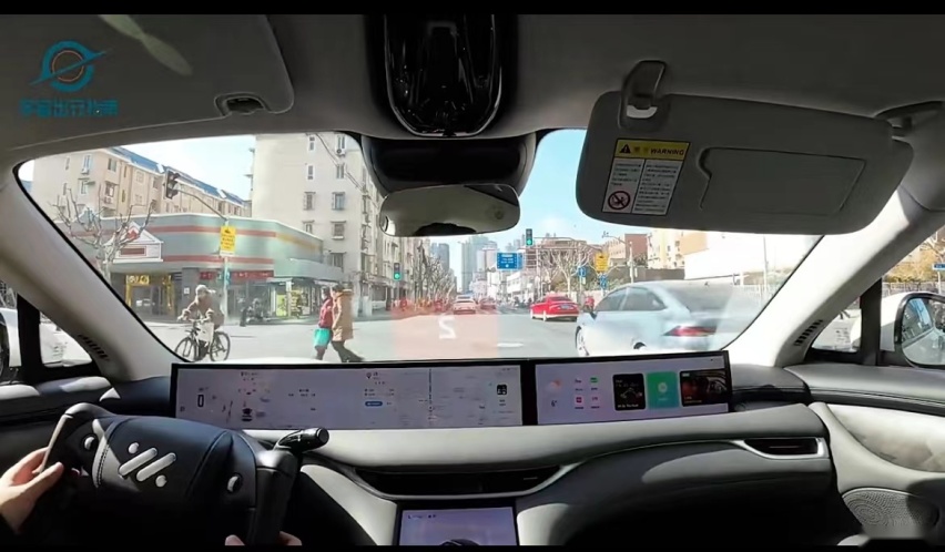 智己汽车2024智能大焕新！城市NOA开启推送，LS6直降1.2万元