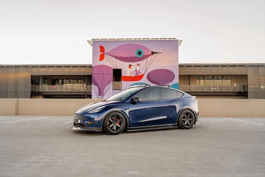 一年内连换5套轮毂的特斯拉Model Y，最后发现BBS才是真爱