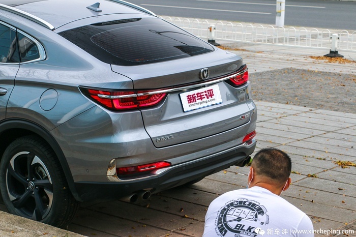 试完长安CS85 COUPE，会让合资跨界SUV车主“心痛”