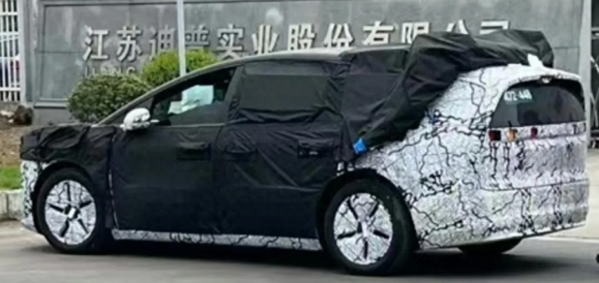 这可怎么办，理想M系列实车曝光，还是像MEGA？还卖得出去吗？