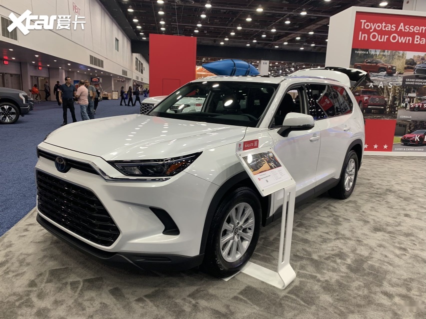 丰田全新suv实车曝光或不超35万!车长超5米1接替陆巡配2.4t混动