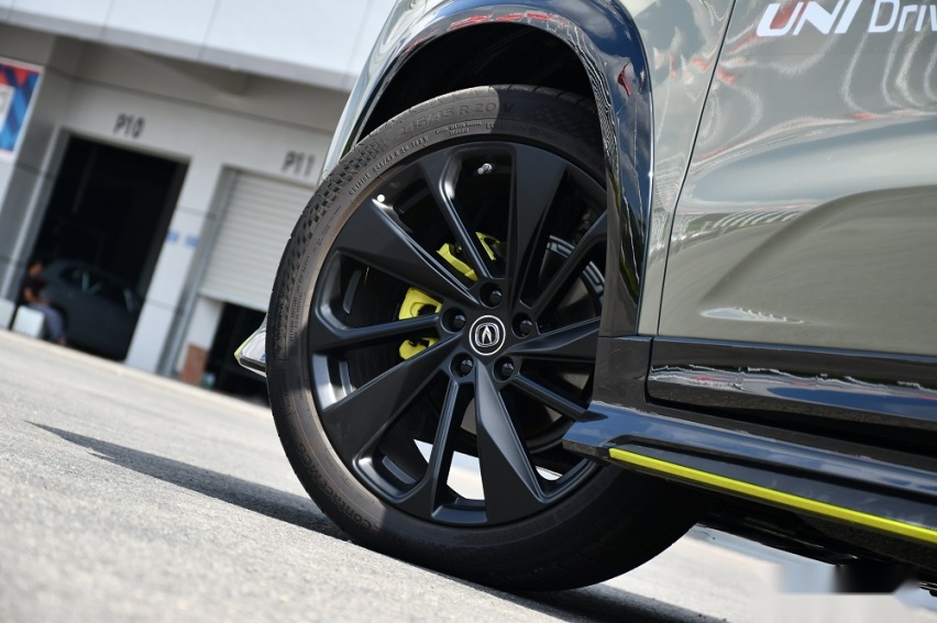 2022款UNI-T：颜值很拉风，跑赛道有乐趣吗？