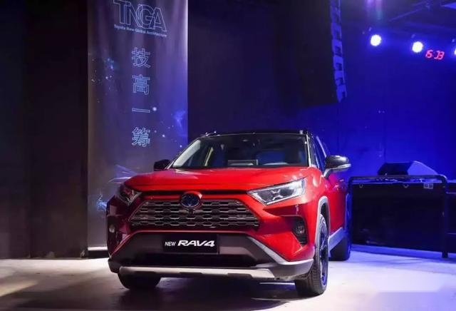 TNGA-K架构下，观配置升级，全新RAV4荣放的自我进化