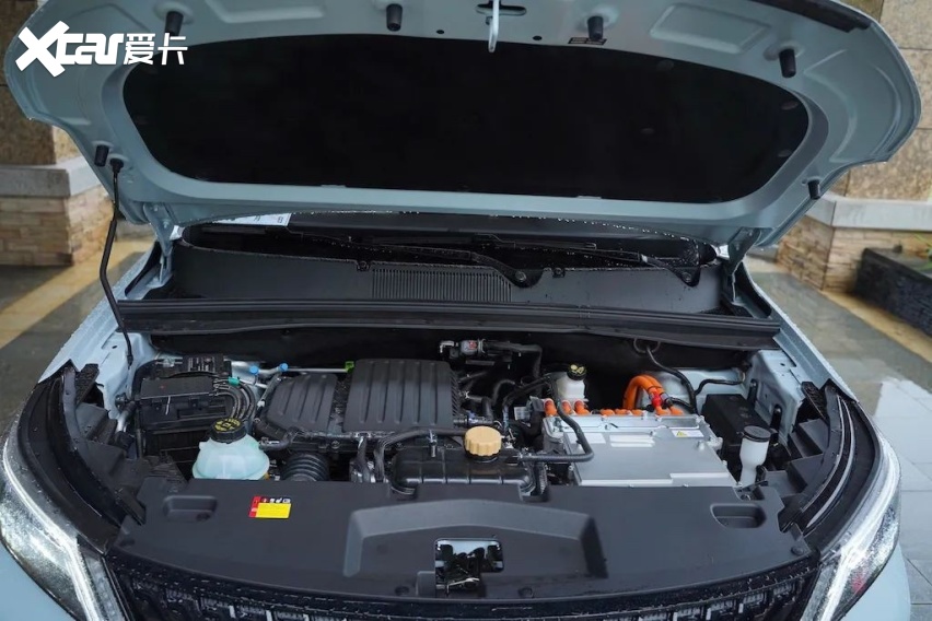 10万级家用SUV，是选择合资出身的捷达VS5，还是考虑星辰混动版？