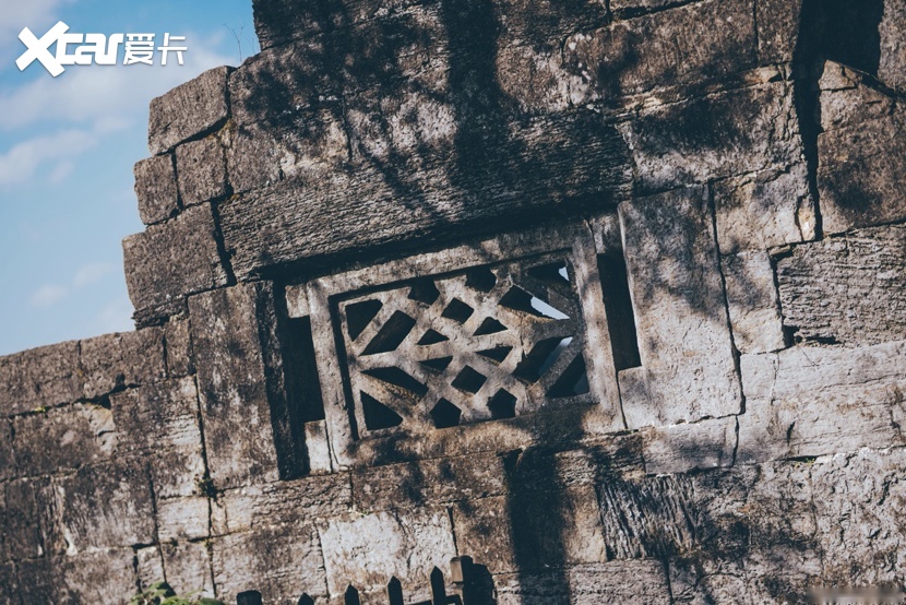 藏在贵州深山之中的古堡 哈弗F7x探秘海龙传说