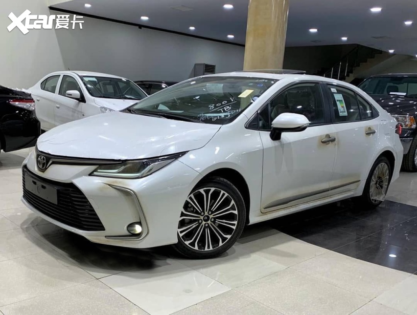大气又商务全新丰田卡罗拉海外实车