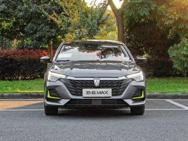 7.2秒破百，售价17.88万起，荣威ei6 MAX网约车版