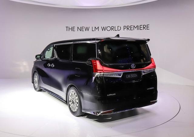 雷克萨斯LM正式开售116.6-146.6万元 加价幅度惊人