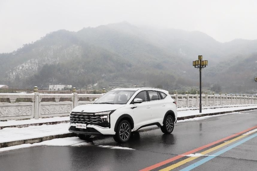 10万级七座SUV，居家大暖男，试驾思皓X8 PLUS