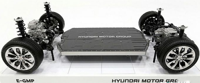 起亚确认生产纯电大7座SUV 理想L9瞬间不香了？