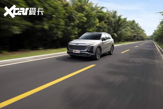 1.5T/2.0T两种动力 11大配置升级包 奔腾T90售价10万元起