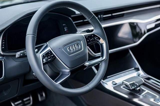 奥迪，重新出发——试驾上汽奥迪全新A7L、Q5 e-tron