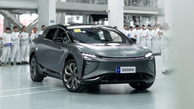 价格能买2台蔚来，但智能和配置一般，Polestar 3凭啥卖百万？
