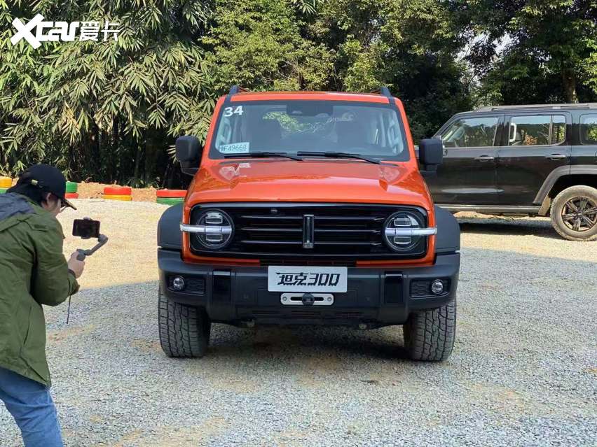 长城汽车坦克300厂商指导价19.98万起询底价