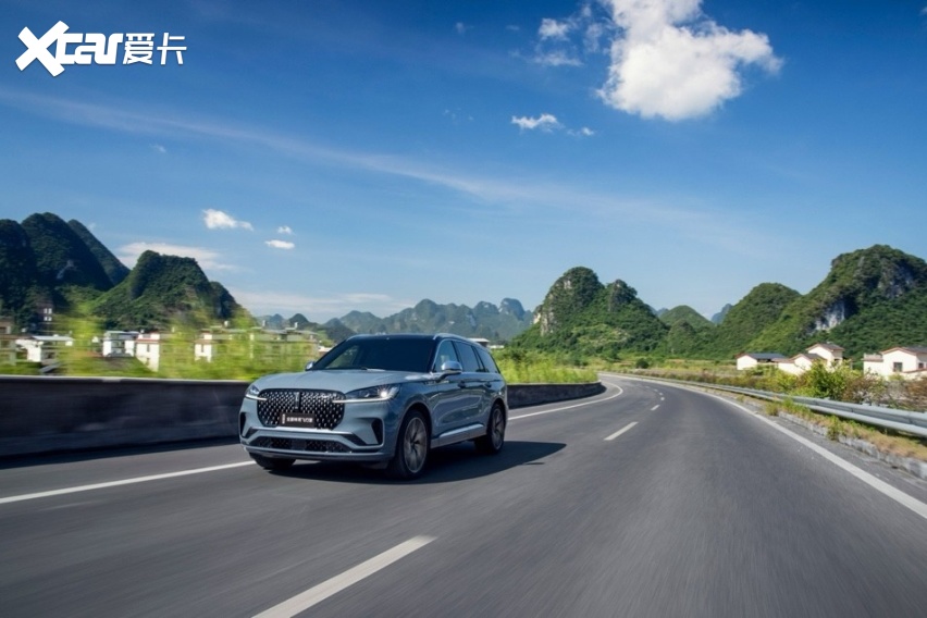 咖啡香里的出行哲学,林肯飞行家定义“舒服搭子”