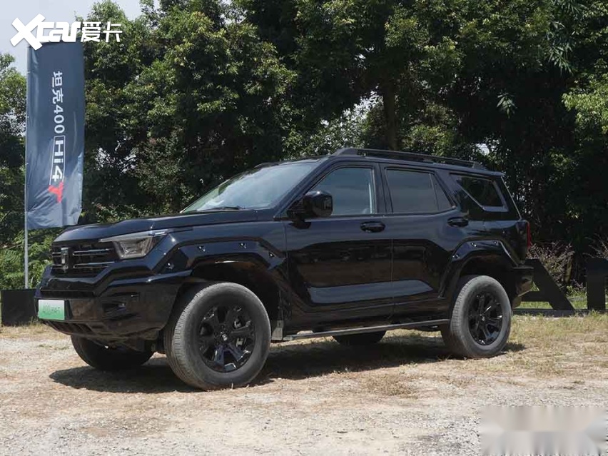 买自主硬派SUV，选坦克400 Hi4-T还是方程豹豹5？