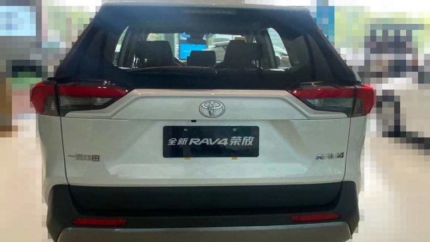 真实购车：卡罗拉到RAV4荣放，想尝新但“败给”习惯？