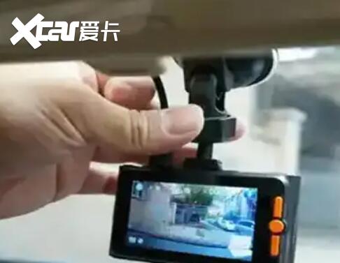 小车电瓶能用多久更换
