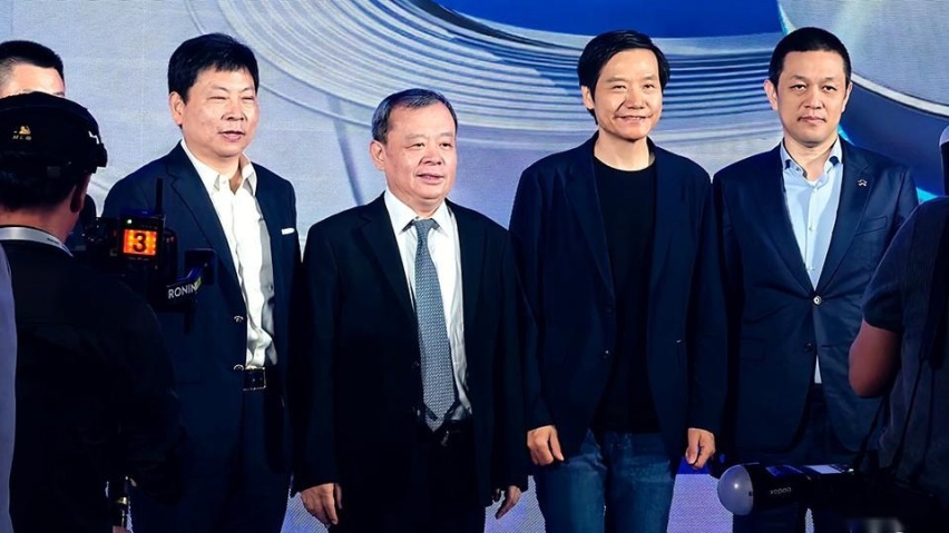 雷军余承东李斌推动，汽车不降价新联盟，暗中成型？