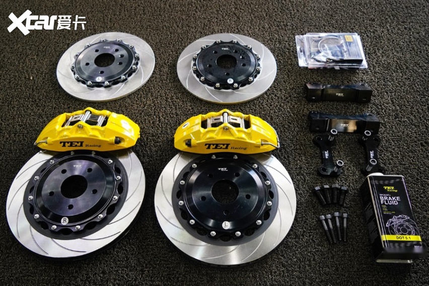 昂克赛拉升级改装TEI Racing P40NS刹车卡钳套件