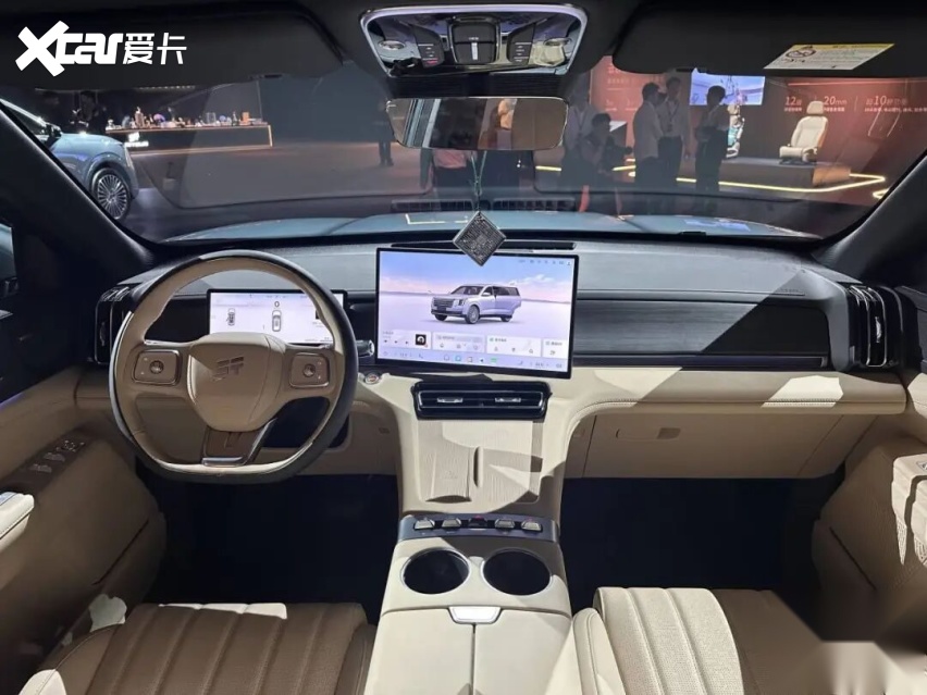 【E汽车】官方指导价11.59-14.99万元 捷途X70L正式上市