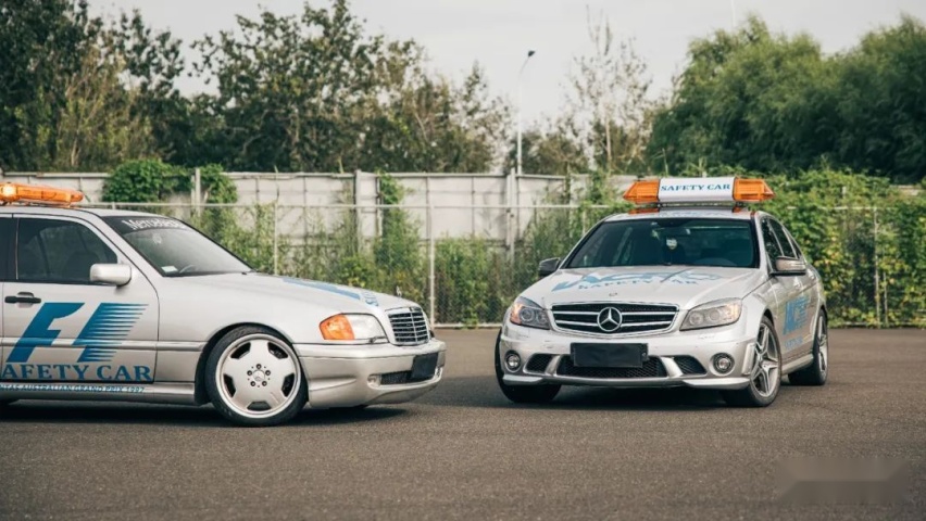 变身成安全车的奔驰AMG C63，这下真是玩出了自己的风格