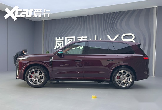 岚图泰山X8上市 售价29.29-37.99万元