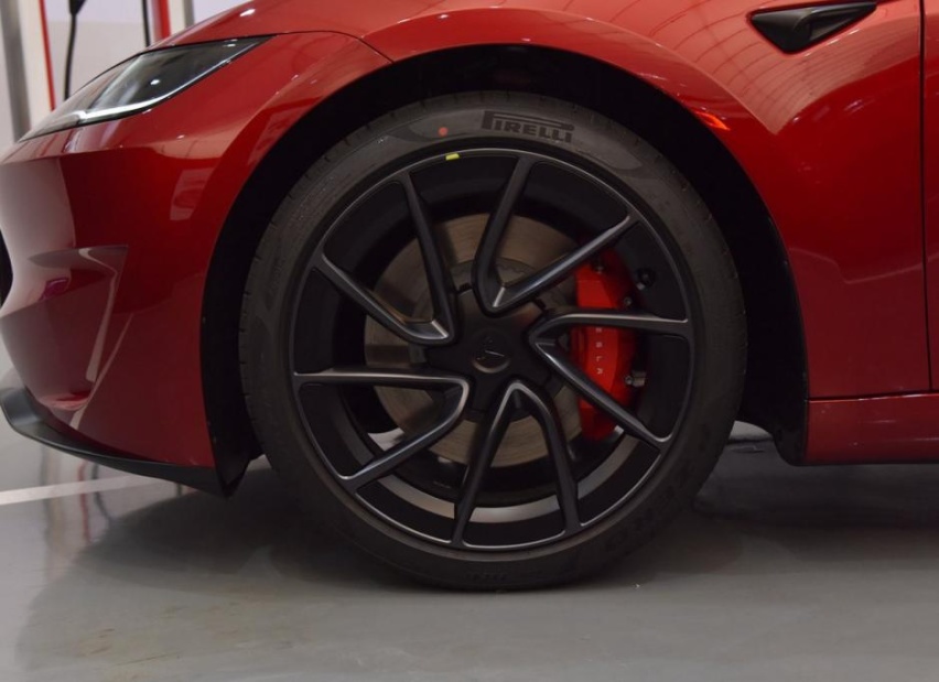 Model 3销量下滑严重，看来是国产竞品的冲击力度太大