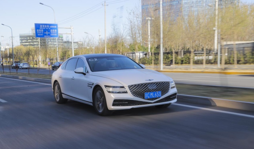 “高级感”营造的是否到位？牛车网试驾捷尼赛思G80