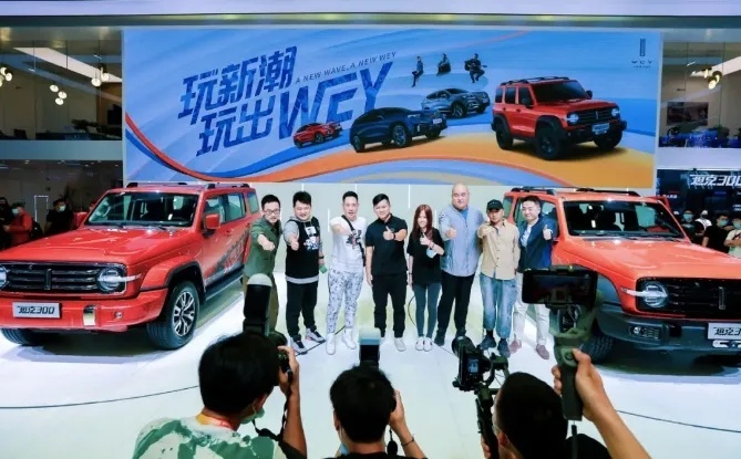 自主高端品牌走到十字路口，成本向左价格向右，WEY选择向前
