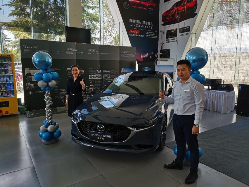极热上市！长安马自达昂克赛拉/CX-30黑曜版登陆重庆