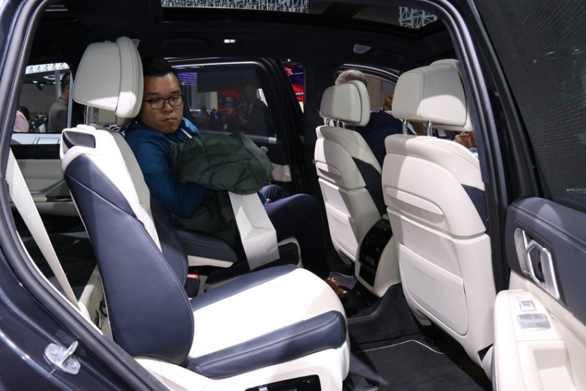 【上海车展】视频解读BMW X7 家族旗舰SUV宝座的新主人