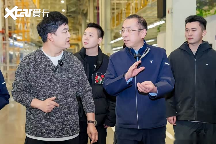 26天交付5000辆！岚图泰山书写华系豪华新速度