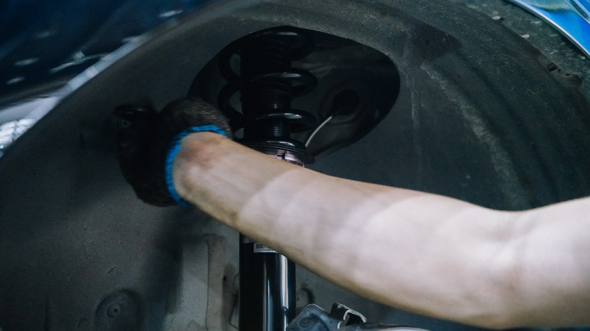 奥迪Q2L改装TEI Racing 街道版绞牙避震