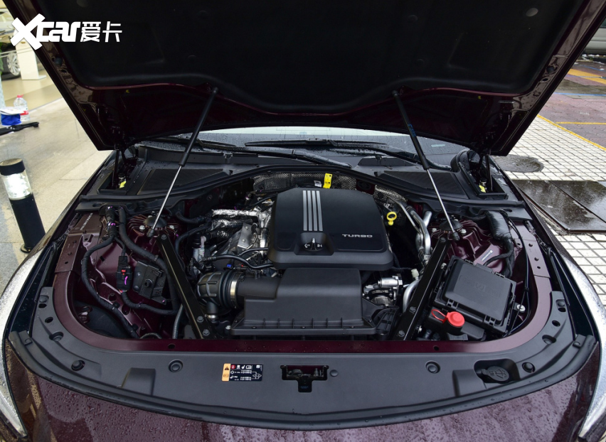 2020款凯迪拉克CT6新车上市，指导价区间为37.97万-