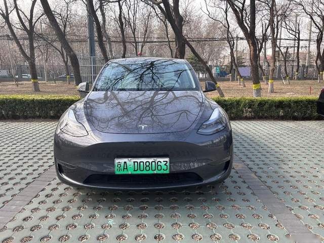 无框车门+智能/持久续航，试驾特斯拉ModelY长续航版